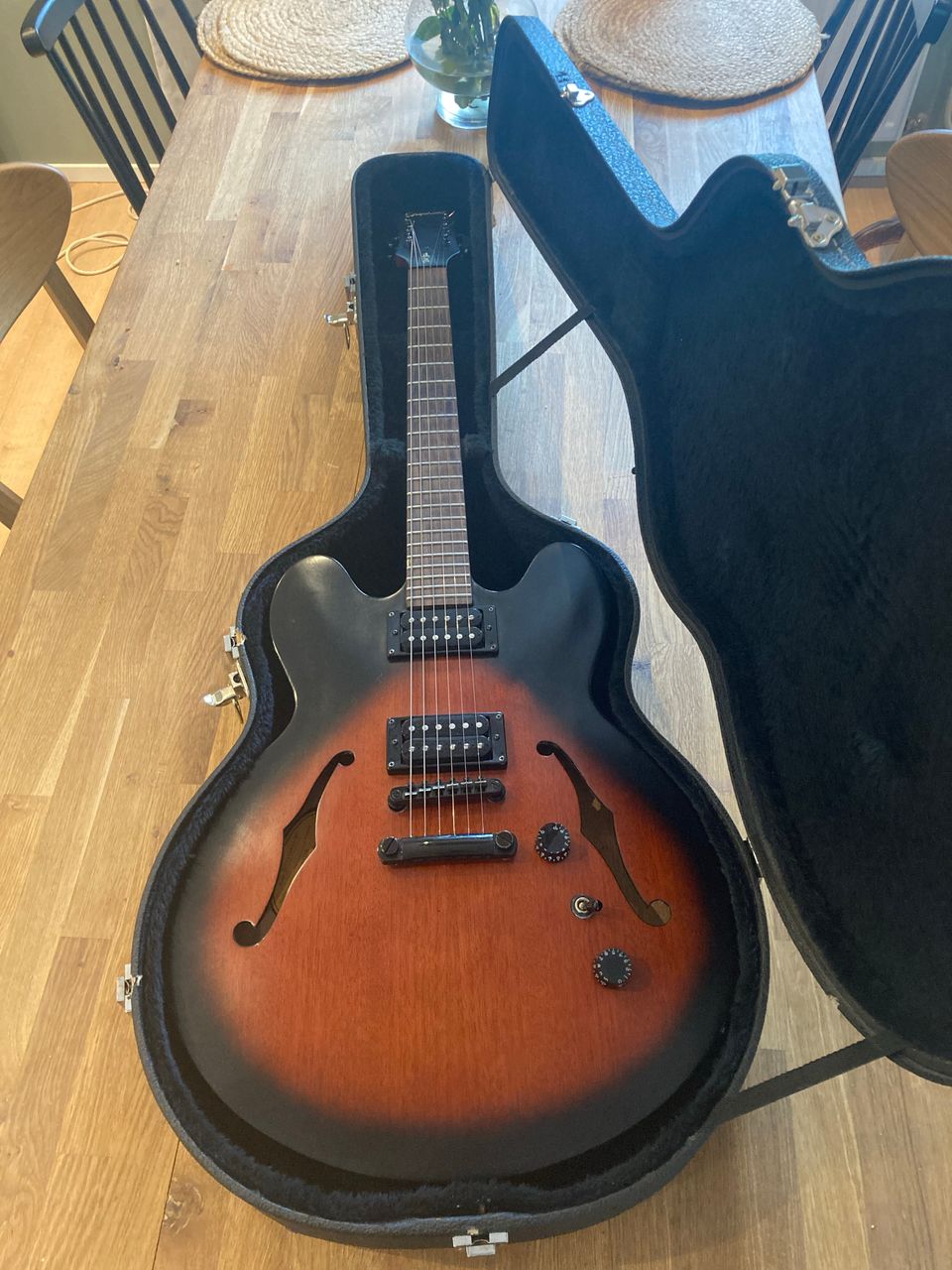 Epiphone Dot Special