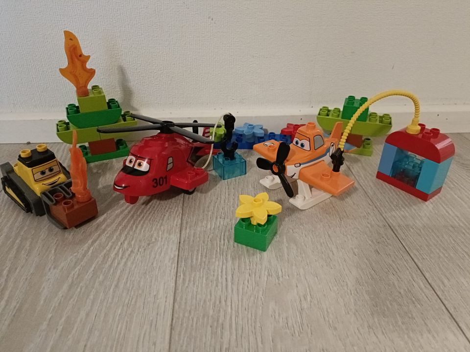 Lego paloasema