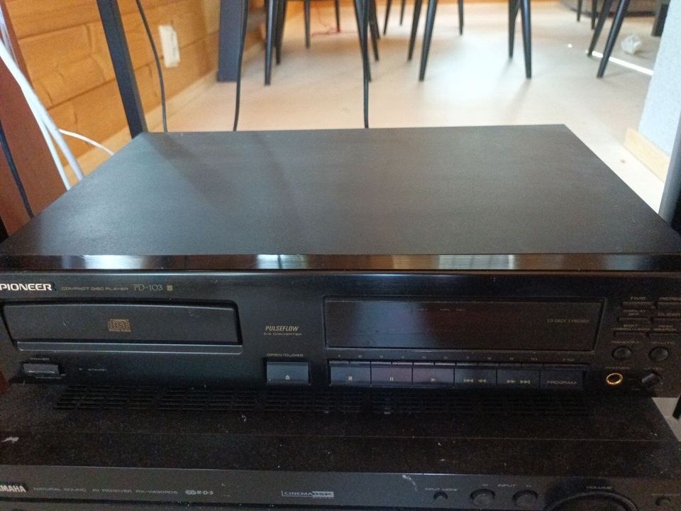 Pioneer PD-103 CD-soitin