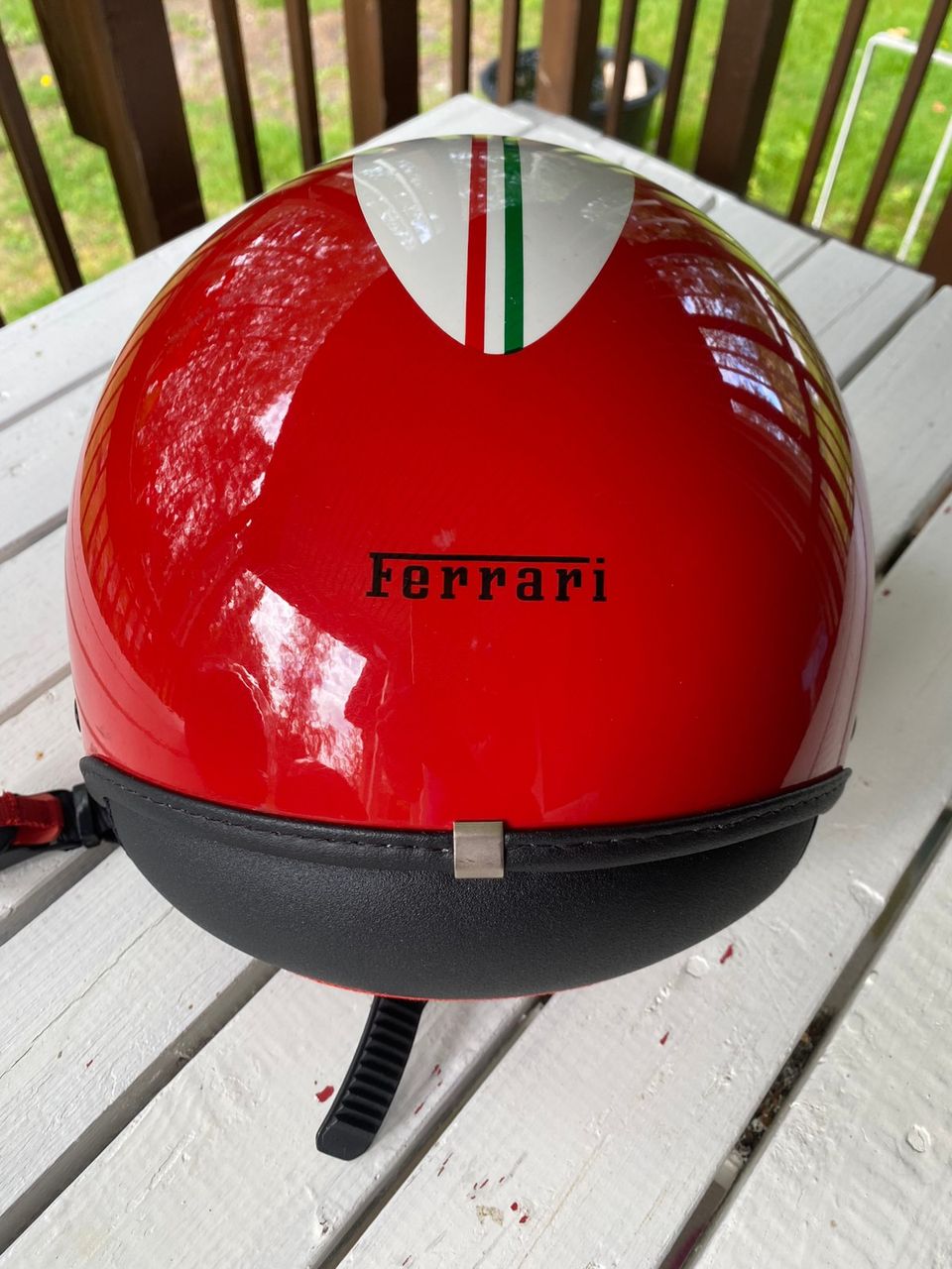 Ferrari-moottoripyöräkypärät