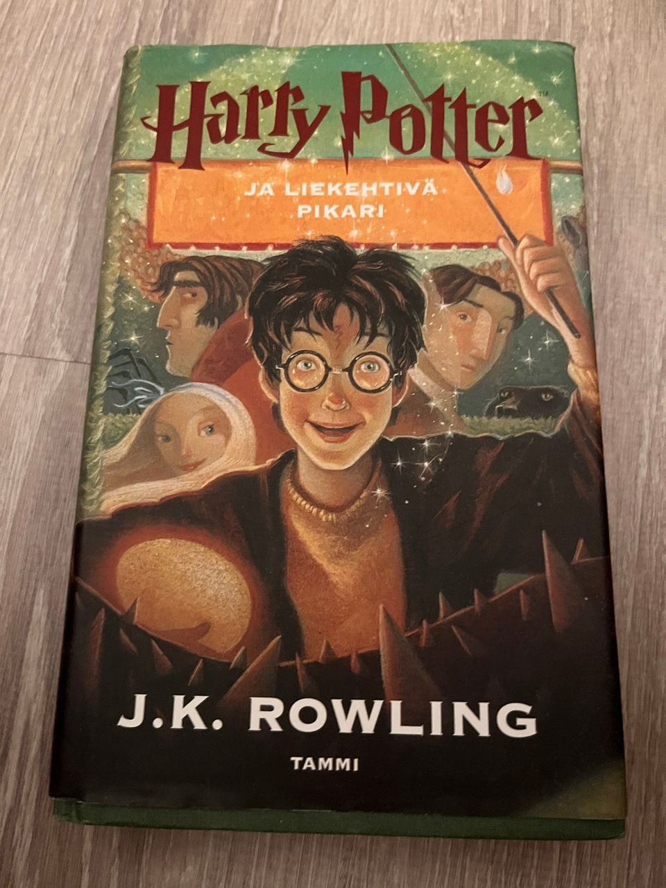 J. K. Rowling - Harry Potter ja Liekehtivä pikari