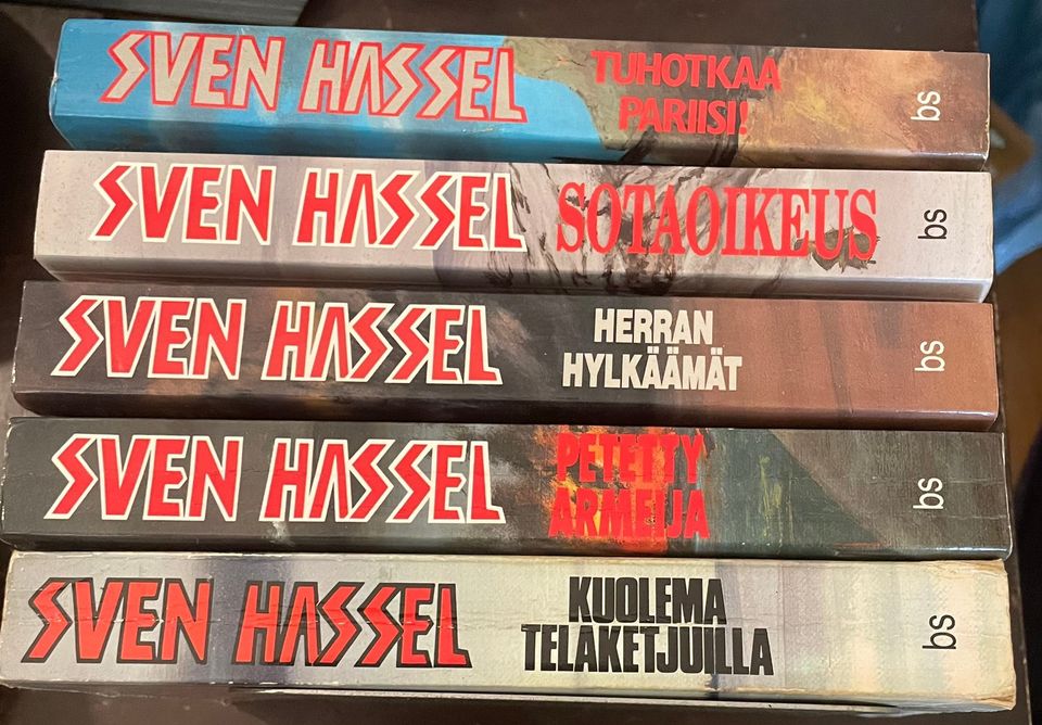 Sven Hassel Pokkareita