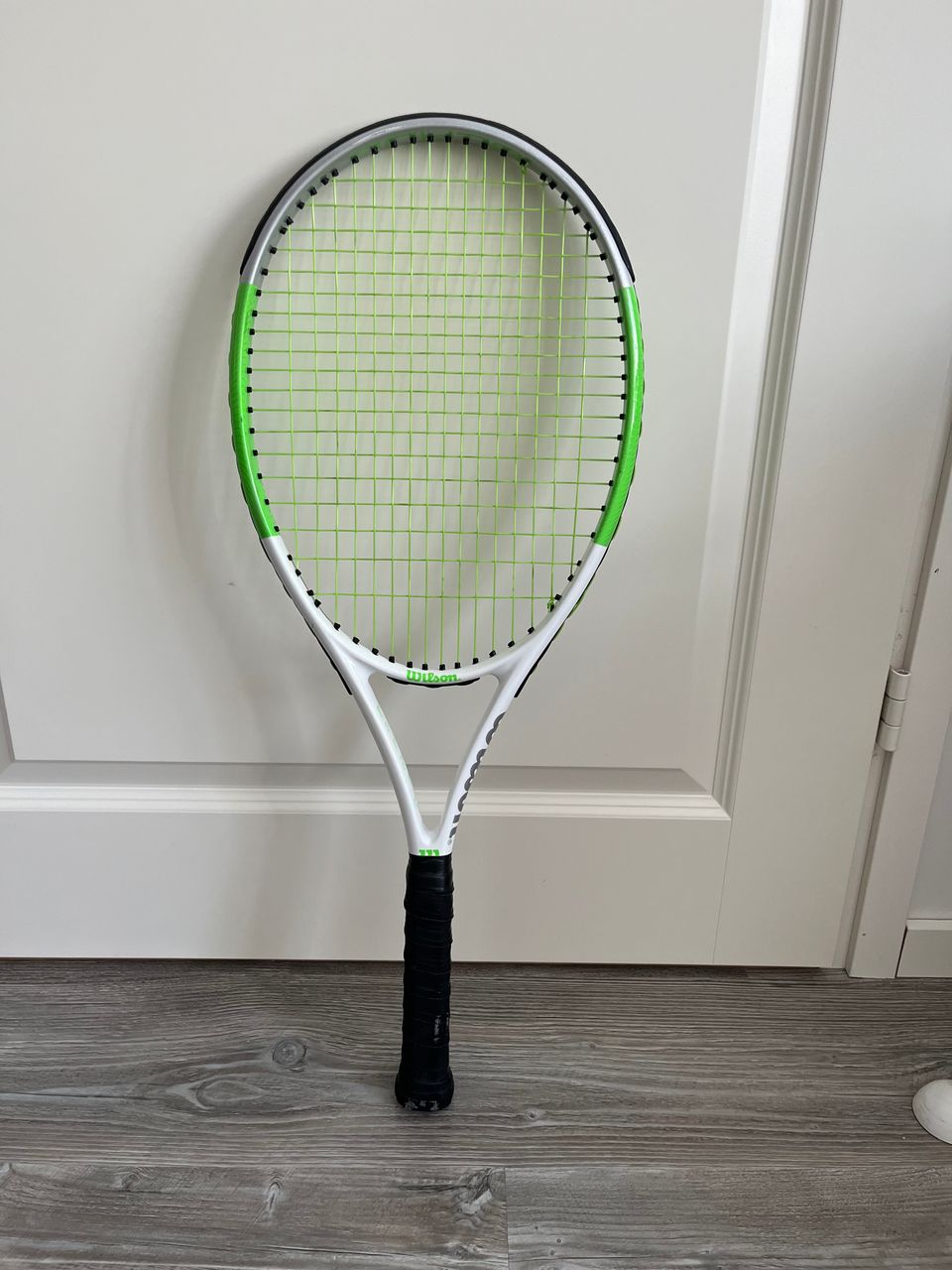 Wilson Blade Feel Team 103- tennismaila