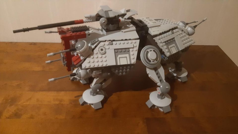 LEGO Star Wars 75019 AT-TE