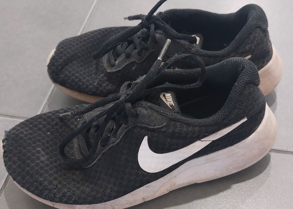 Nike kengät koko 35