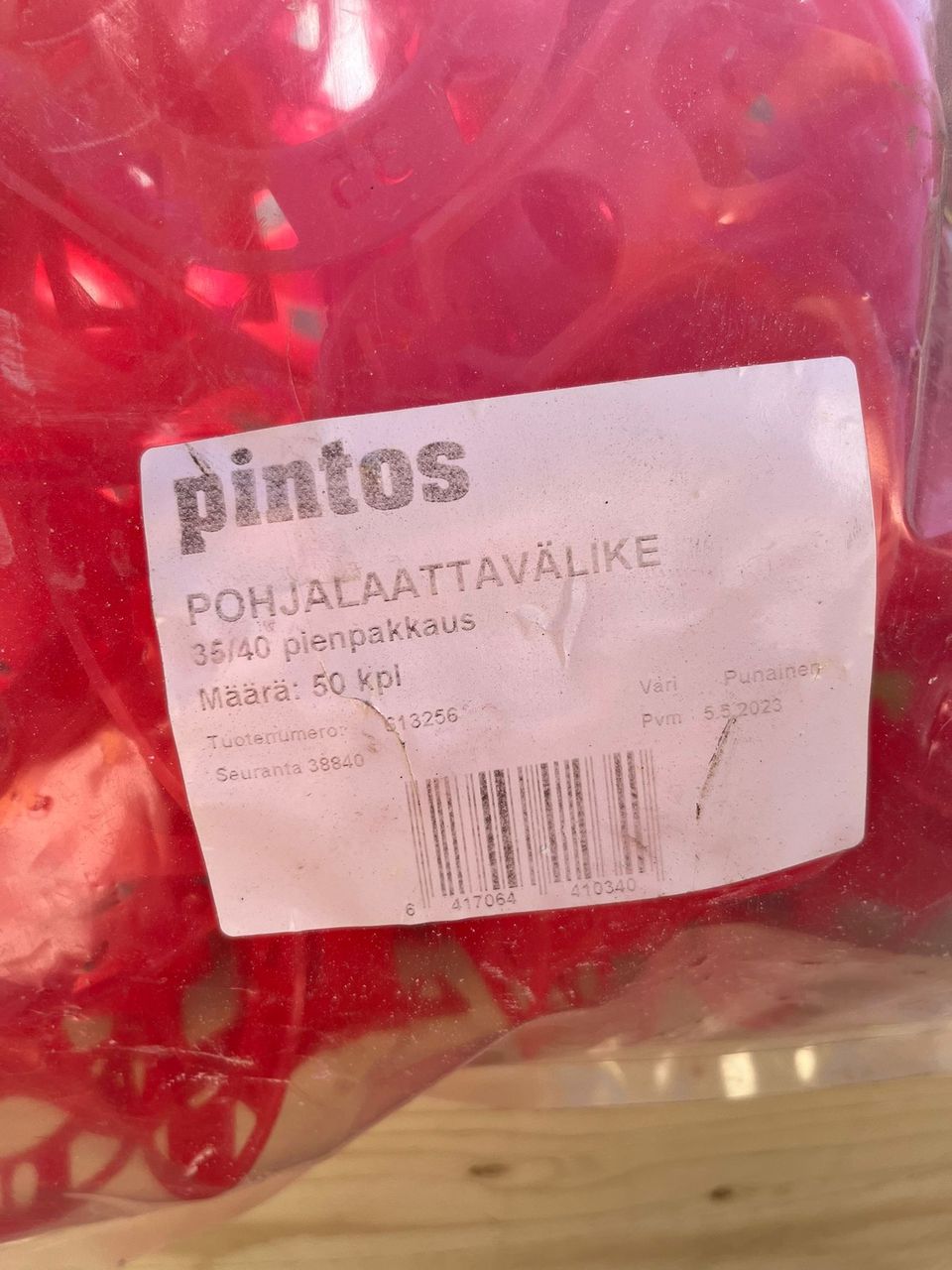 Pintos pohjalaattavälike 32/40  4pussia ja 1 vajaa