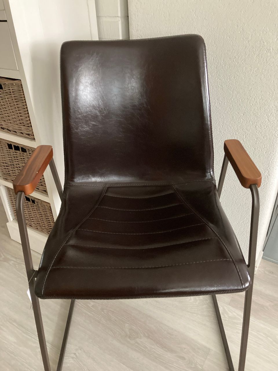 Uusi tuoli