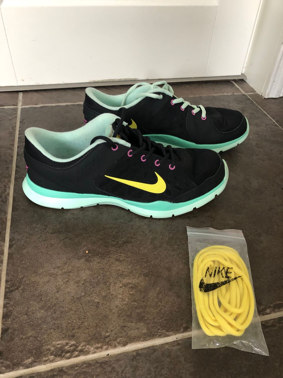 Nike jumppakengät koko 42,5