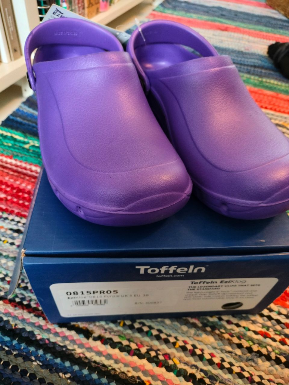 Käyttämättömät Toffeln kengät