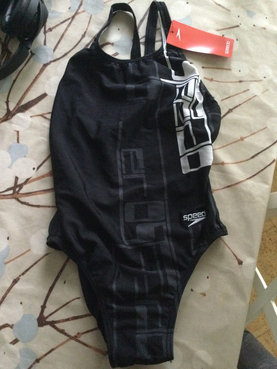 Speedo naisten uimapuku koko 38