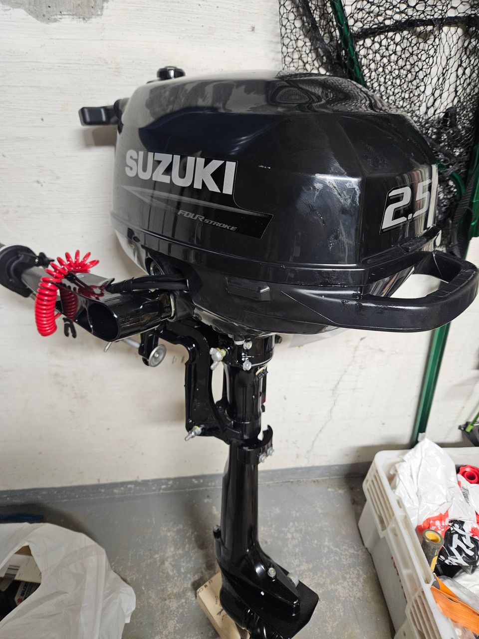 Perämoottori Suzuki 2,5hp