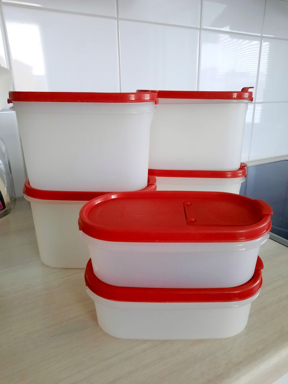 Tupperware astiat