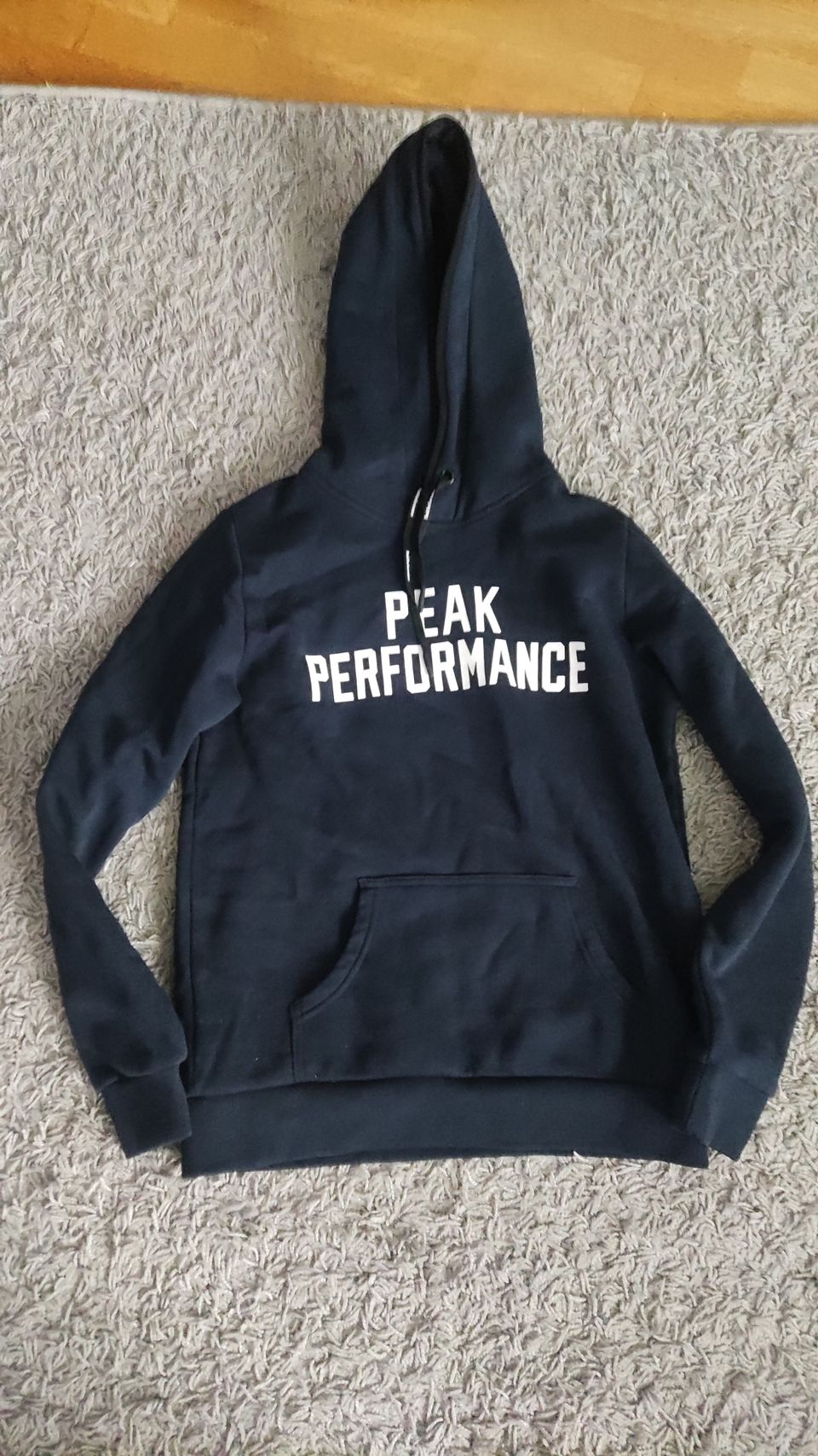 Myydään Peak Performance