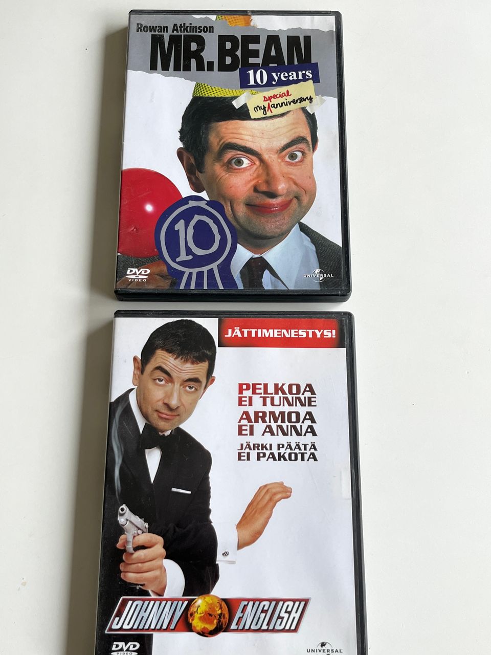 Mr.Bean 10 years ja John English.