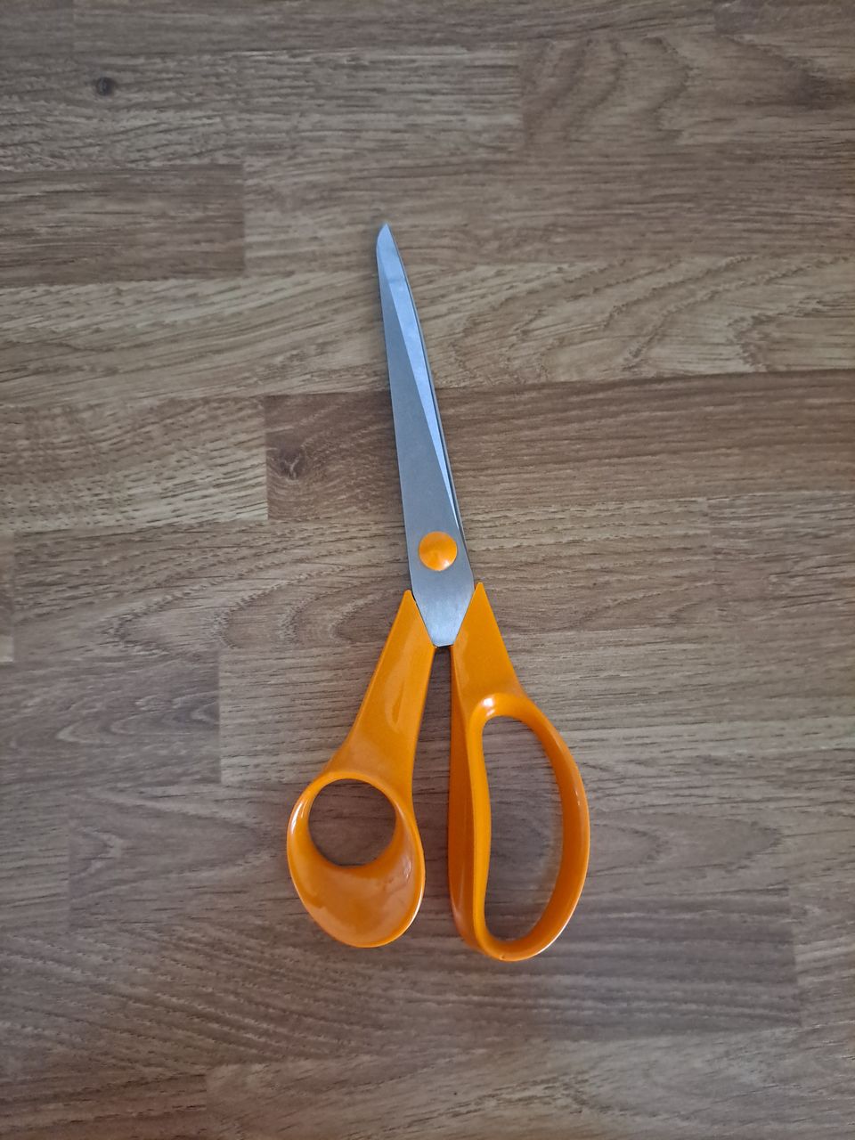 Fiskars isot sakset