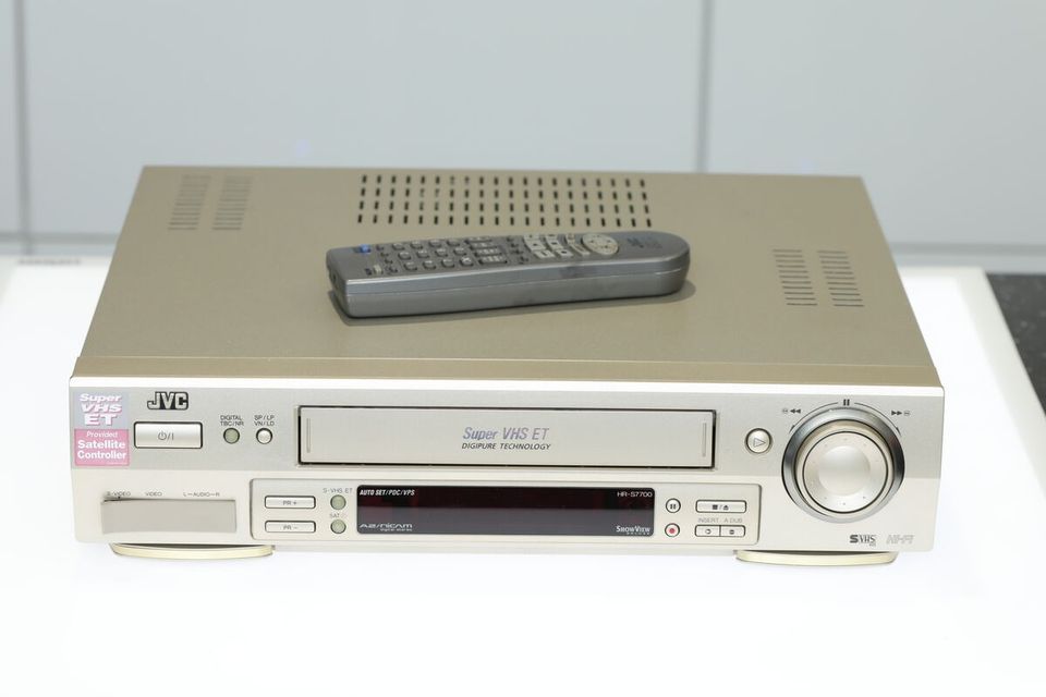 JVC HR-S7700, Super VHS