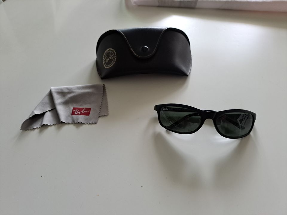 Ray-ban