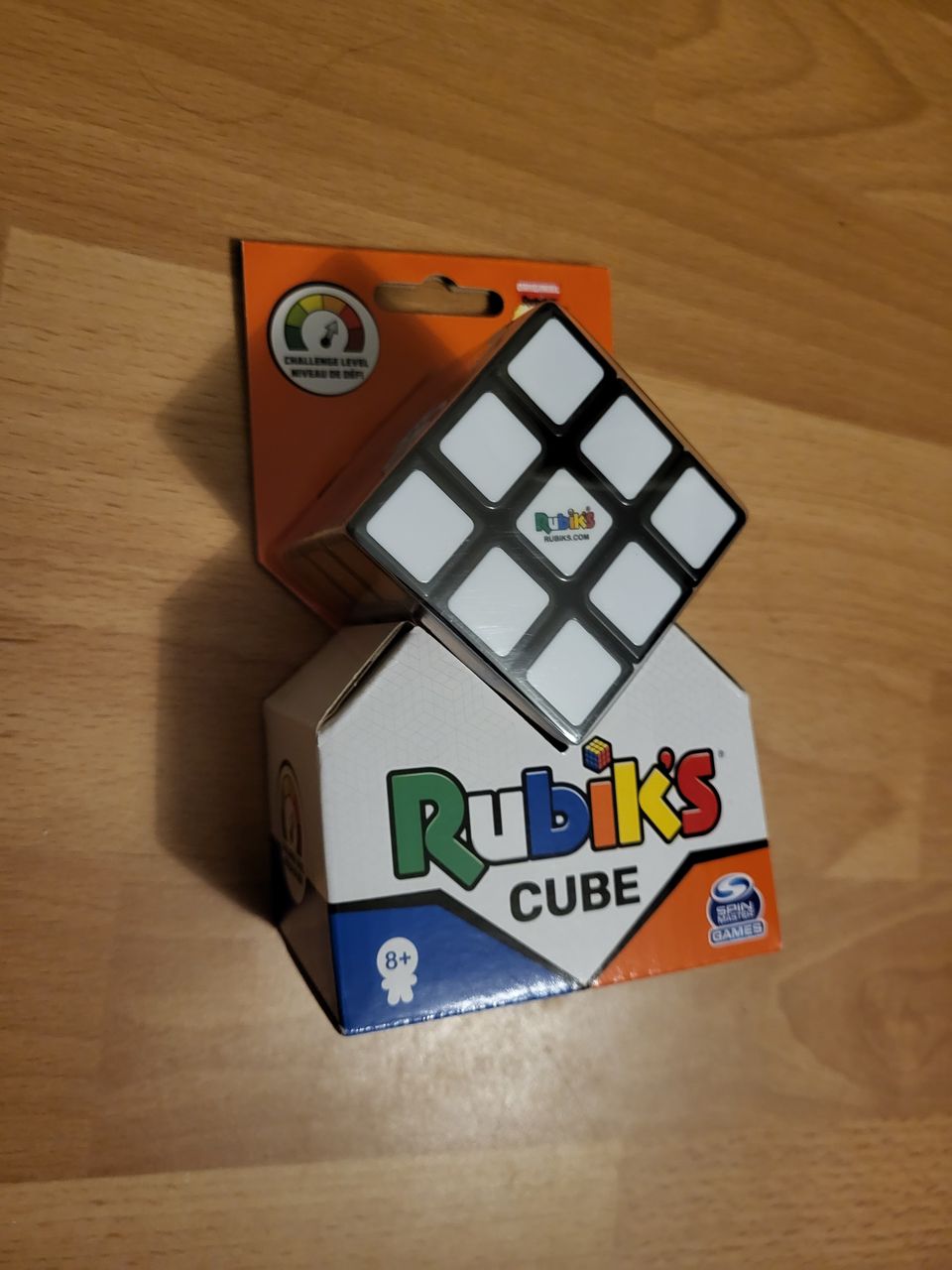 Rubikin kuutio, avaamaton paketti