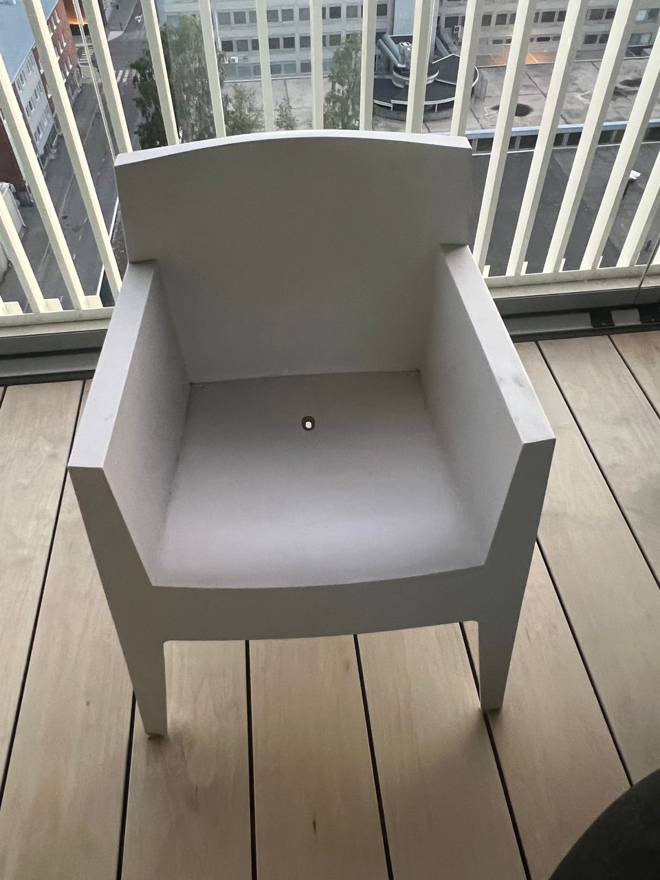 Toy armchair