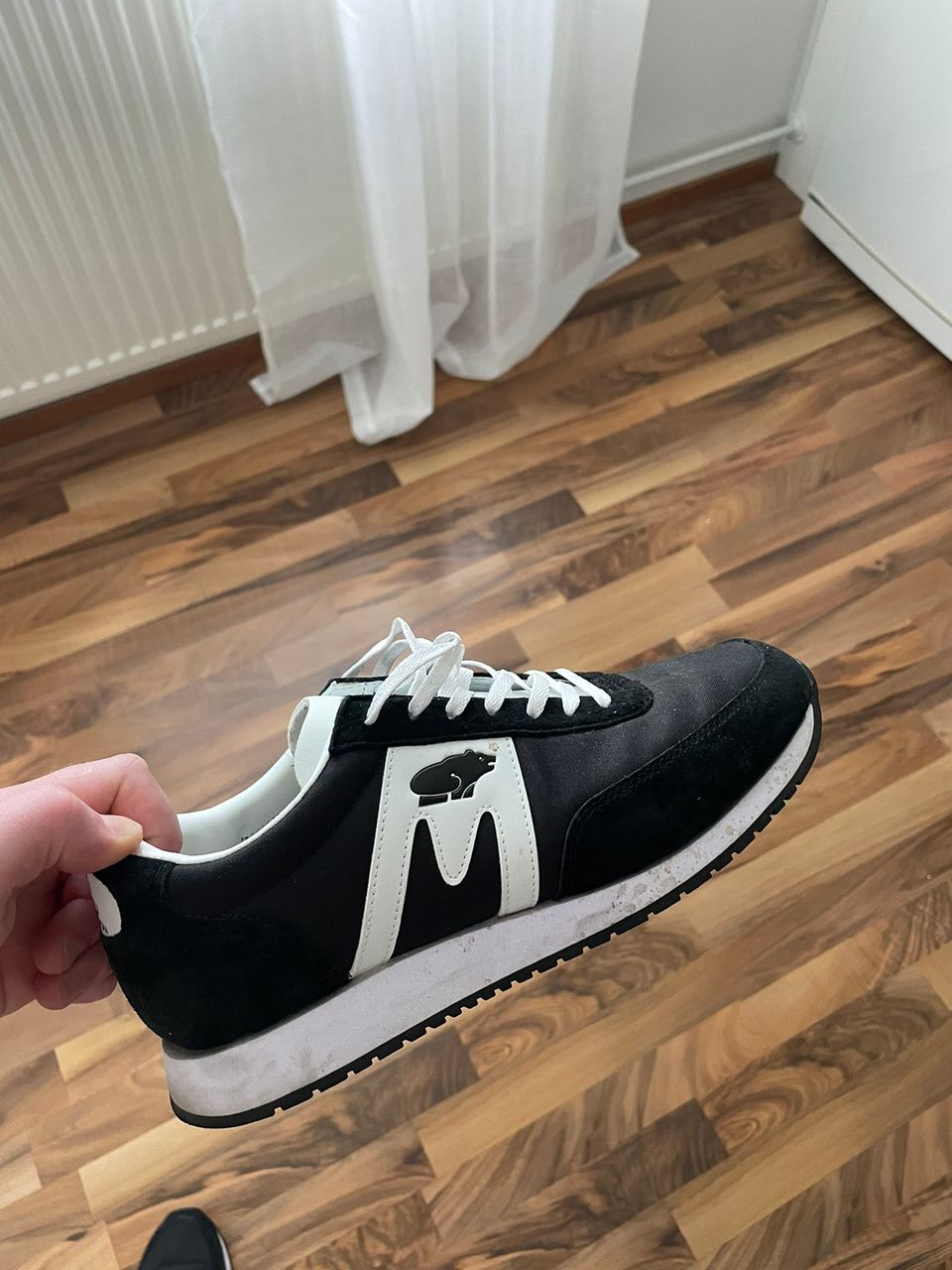 Karhu tennarit 41,5