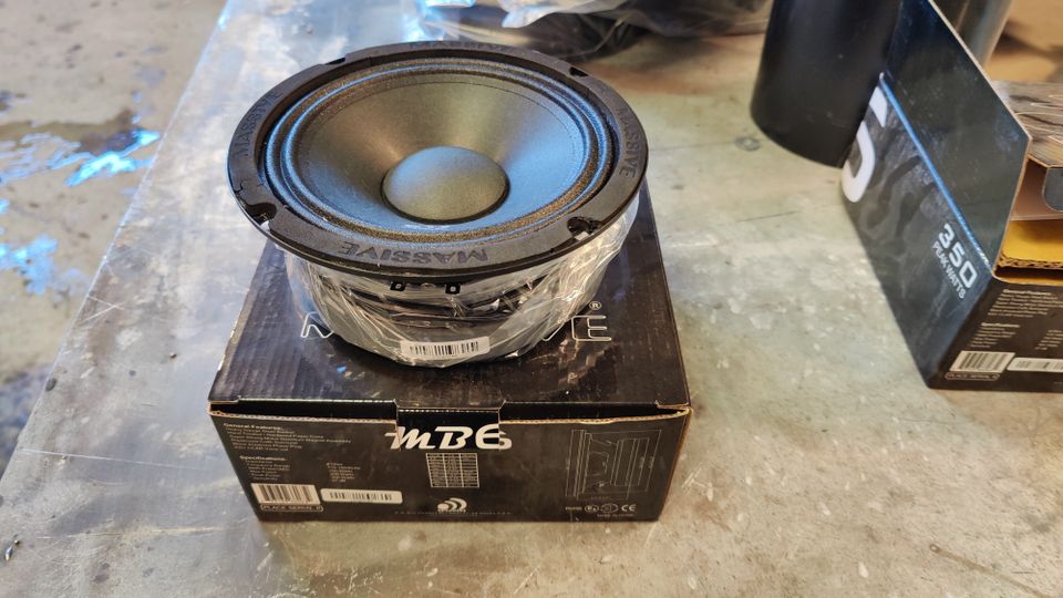 Massive Audio MB6