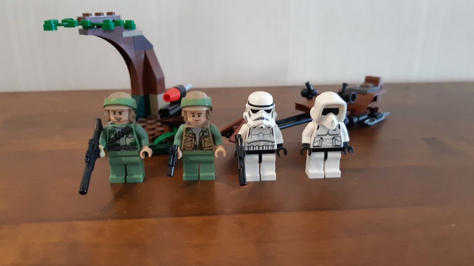 LEGO Star Wars 9489 Endor Battle Pack