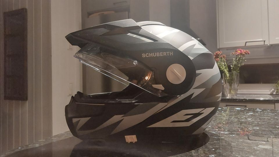 Schuberth E1 Rival Camo kypärä - koko M