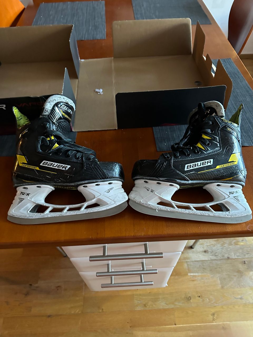 Bauer supreme M4 luistimet 3.5D