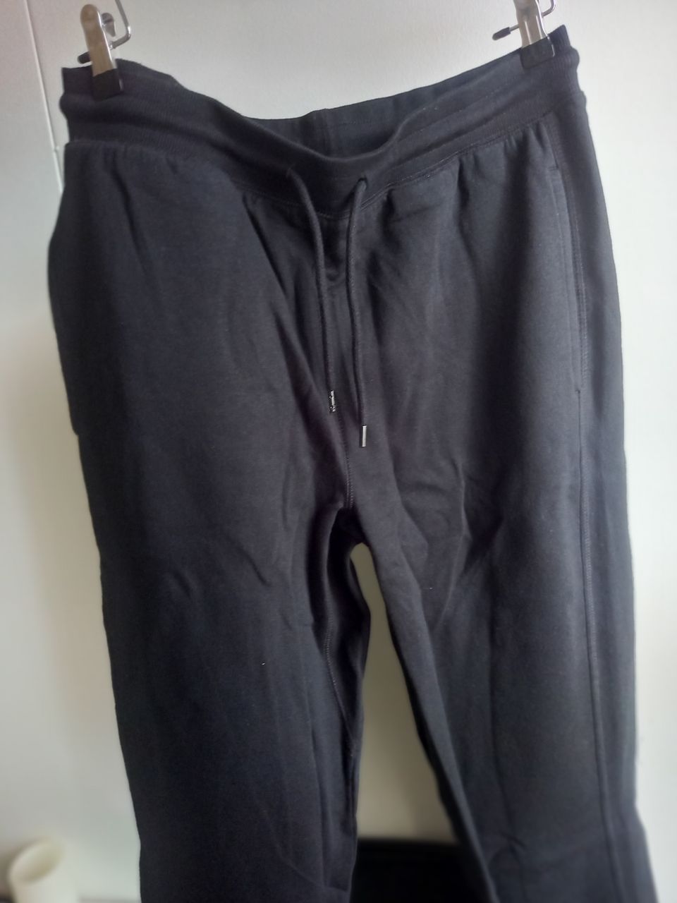 Urban Classics Basic Sweatpants , M (UUSI)