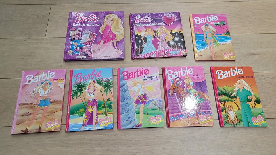 Barbie kirjat 8 kpl