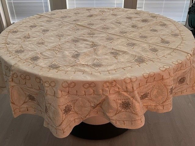 Aghabani Round Table Cloth