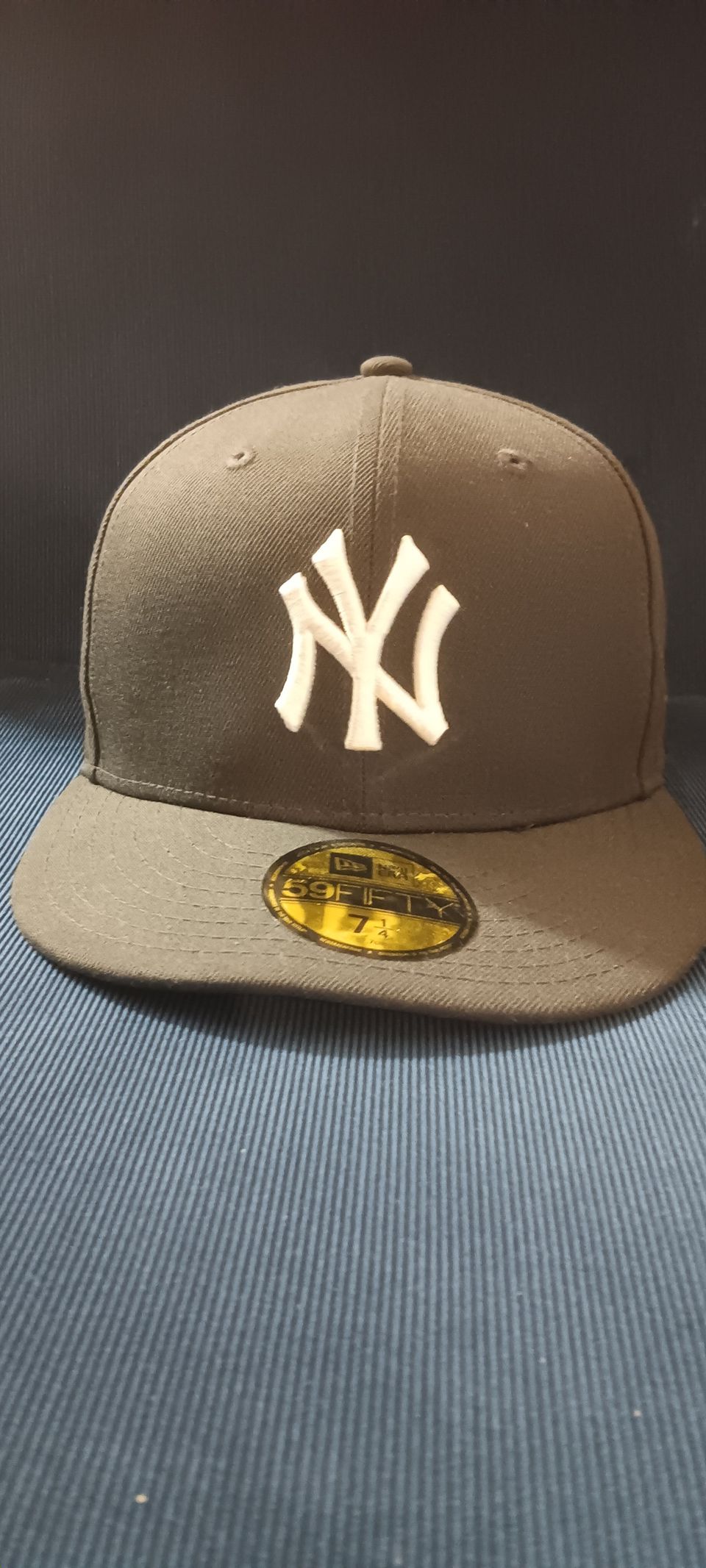 NY fitted cap