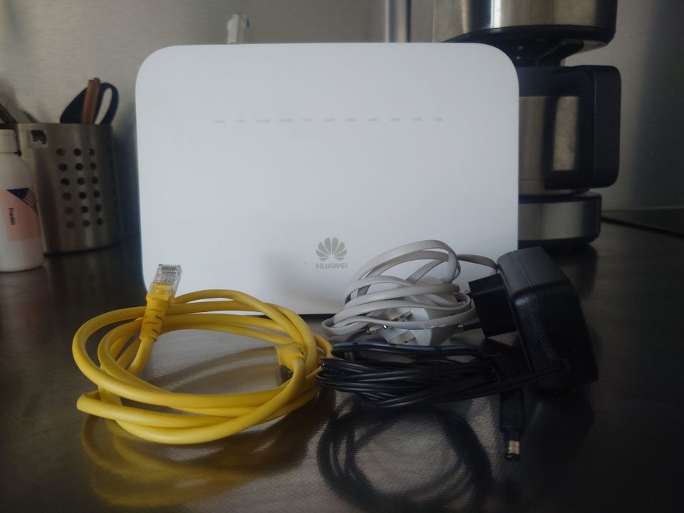 Huawei DG8245W2 langaton modeemi