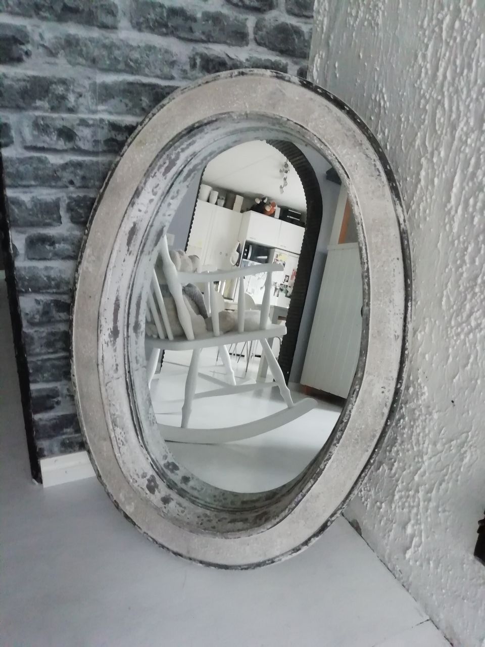 Kaunis harmaa peili