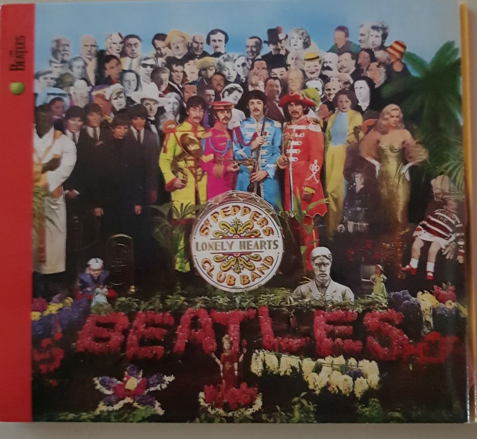 The Beatles / St Peppers lonely hearts club band