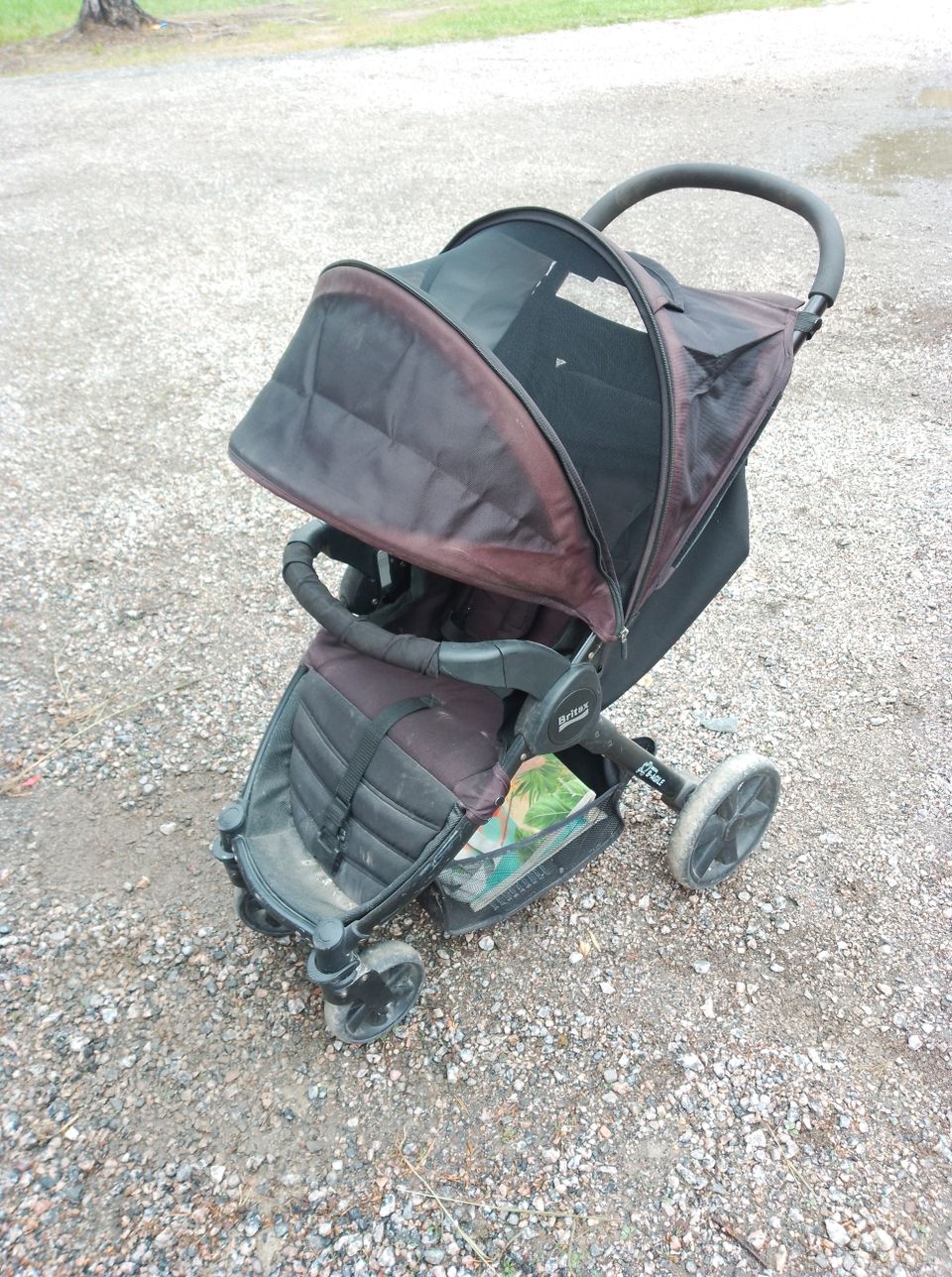 Britax b-agile