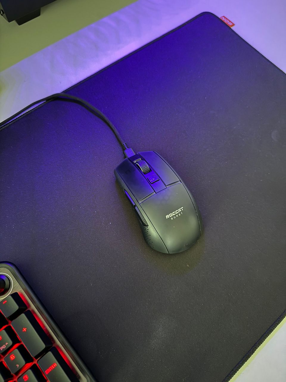 Roccat Burst Pro Air hiiri