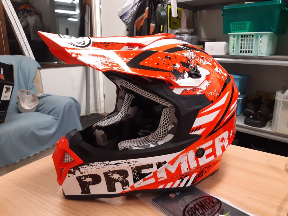 Premier Exide ZX2 XS UUSI!!