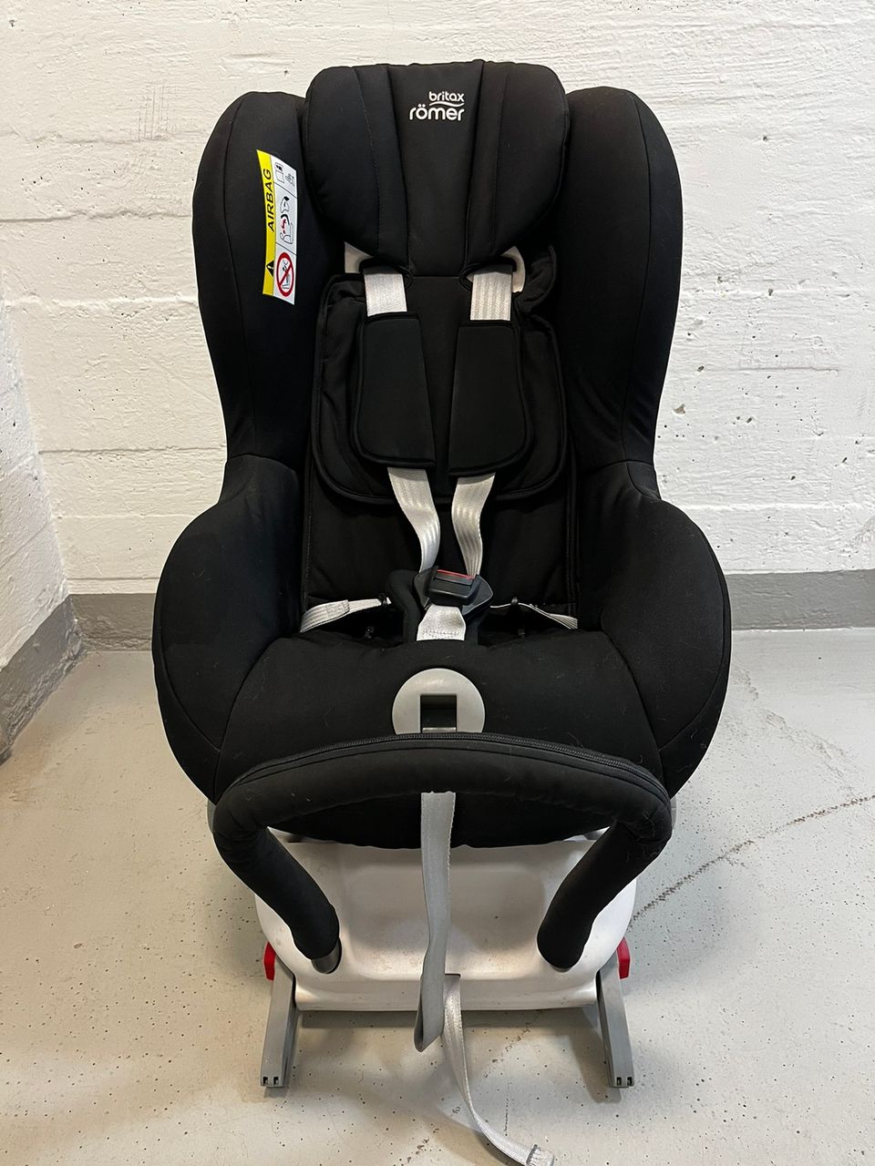 Britax Römer Max Fix II turvaistuin Isofix