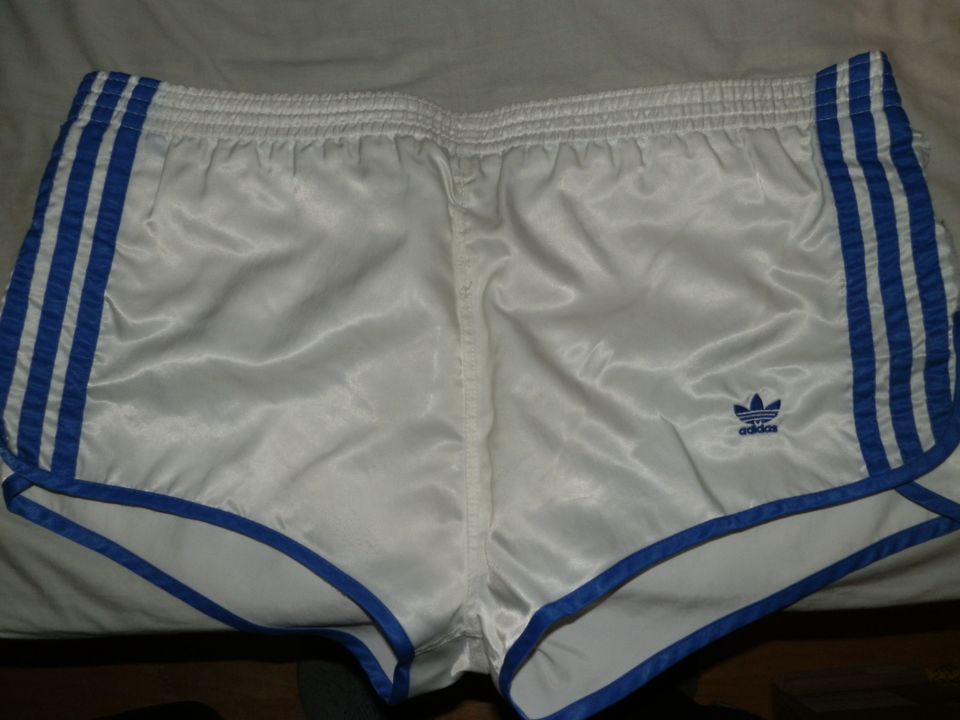 Vintage nylon polyamide adidas sprinter shortsit