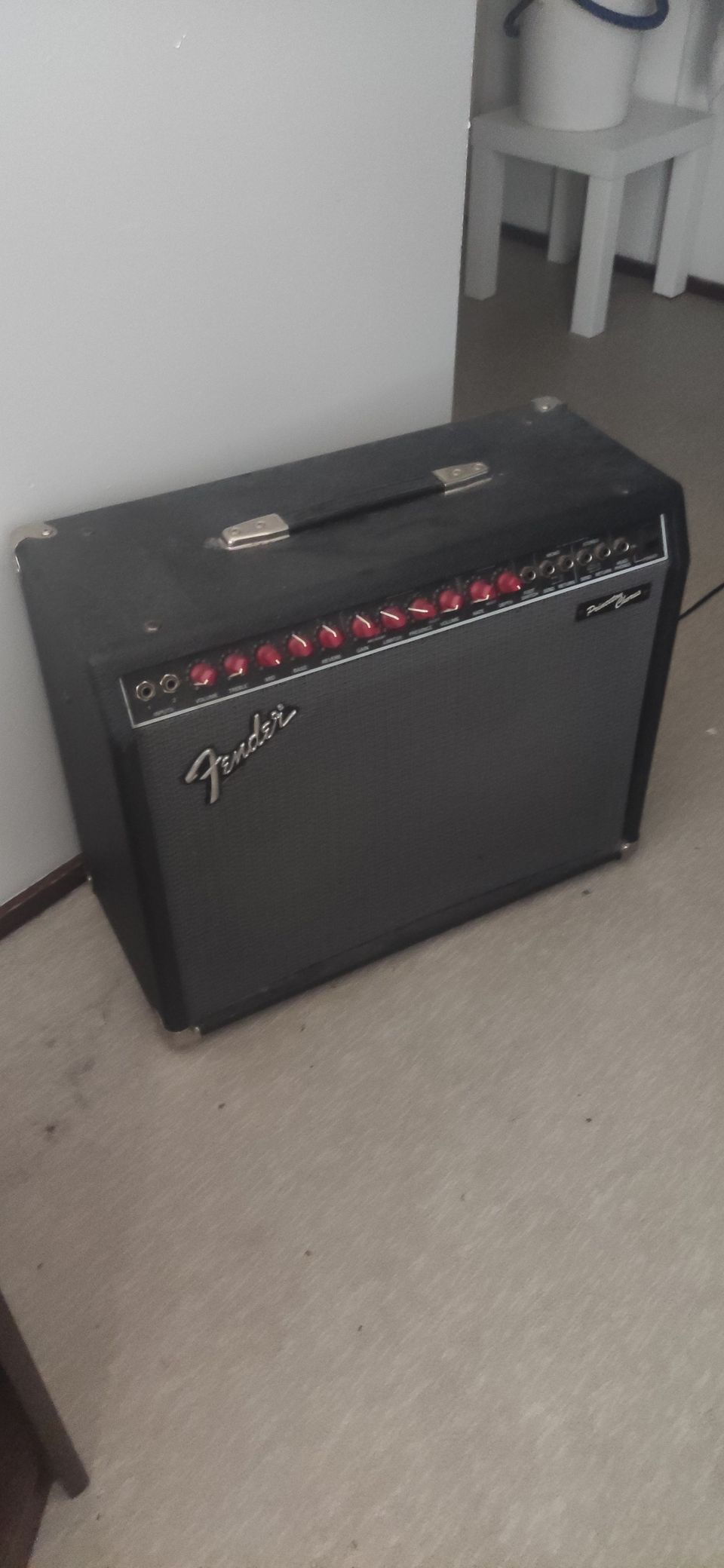 Kitaravahvistin. Fender Princeton Chorus, aito" Jenkkirauta", retro transistori.