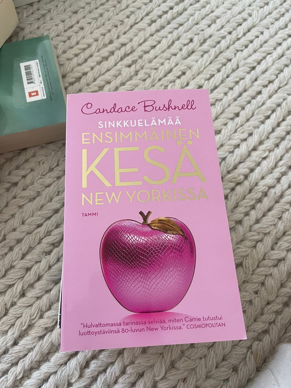 Candace bushnell - sinkkuelämää, ensimmäinen kesä New Yorkissa