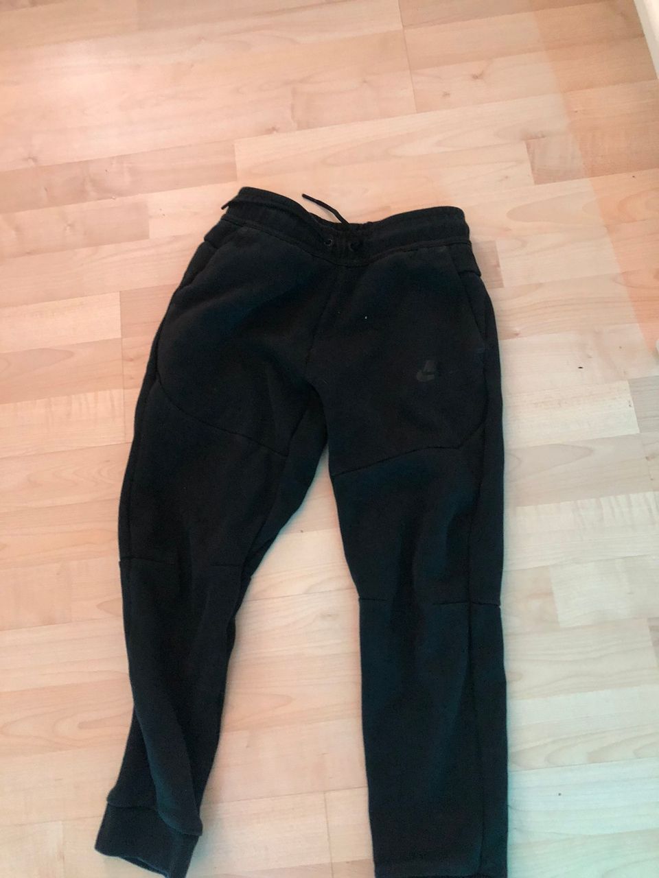 Nike tech fleece housut