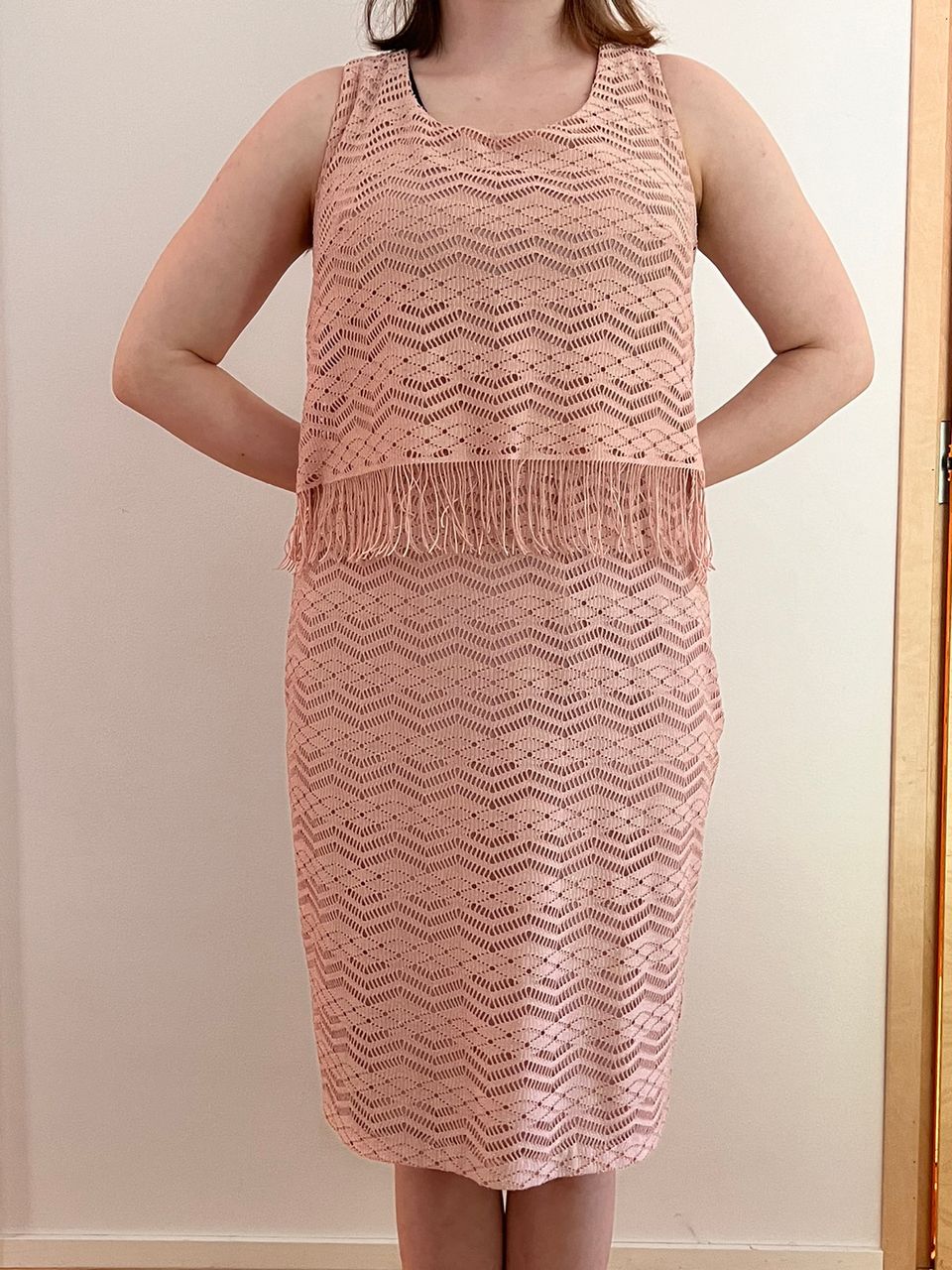 Frank Lyman design vaaleanpunainen mekko koko: 40/L