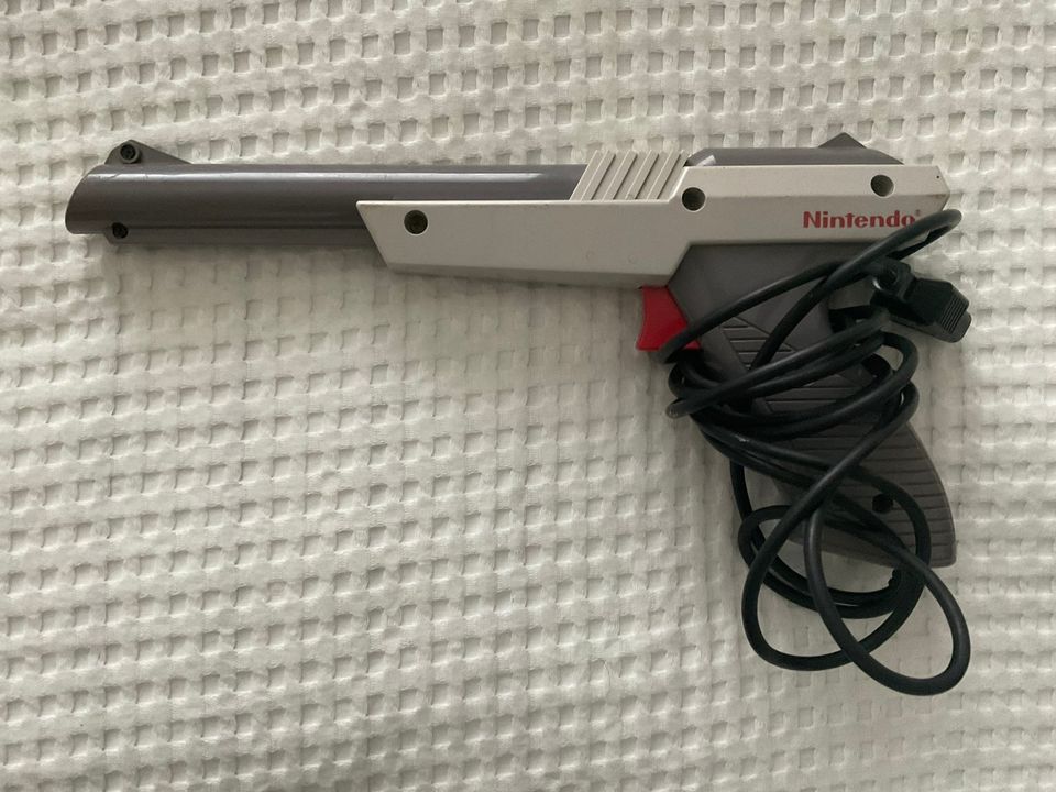 NES - zapper pistooli
