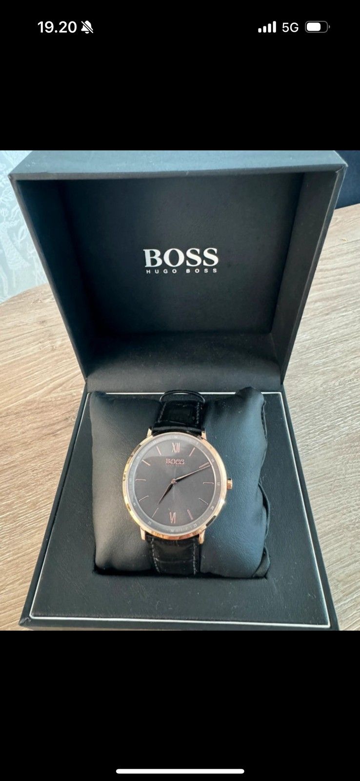 Hugo Boss kello