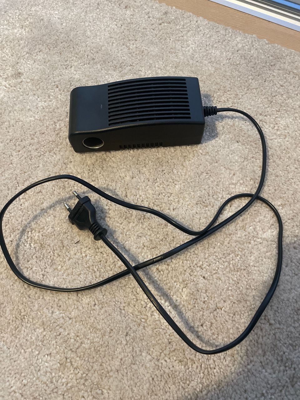 Airam AC to DC car socket adapter