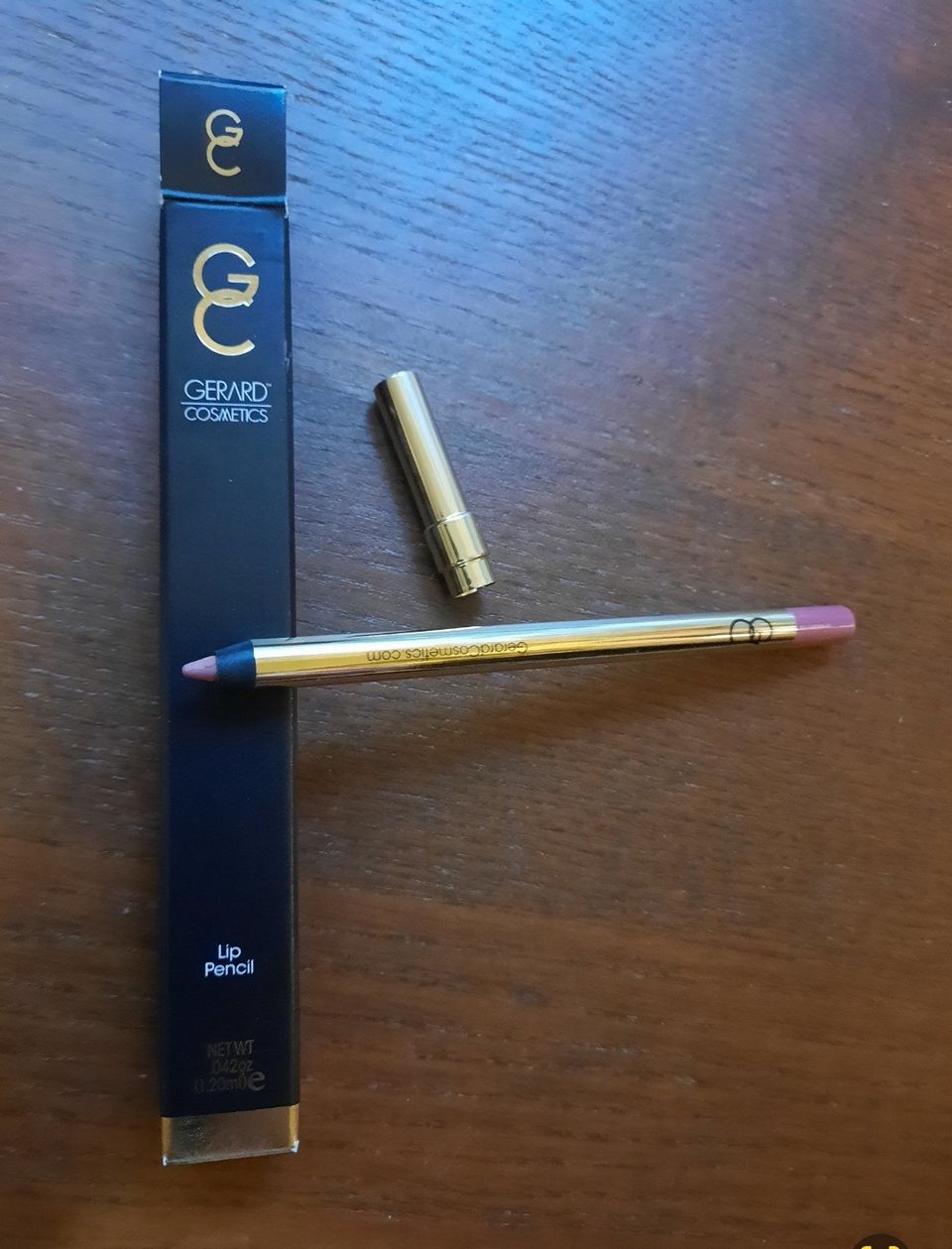 Käyttämätön Gerard Cosmetics lip liner. Meikit meikki