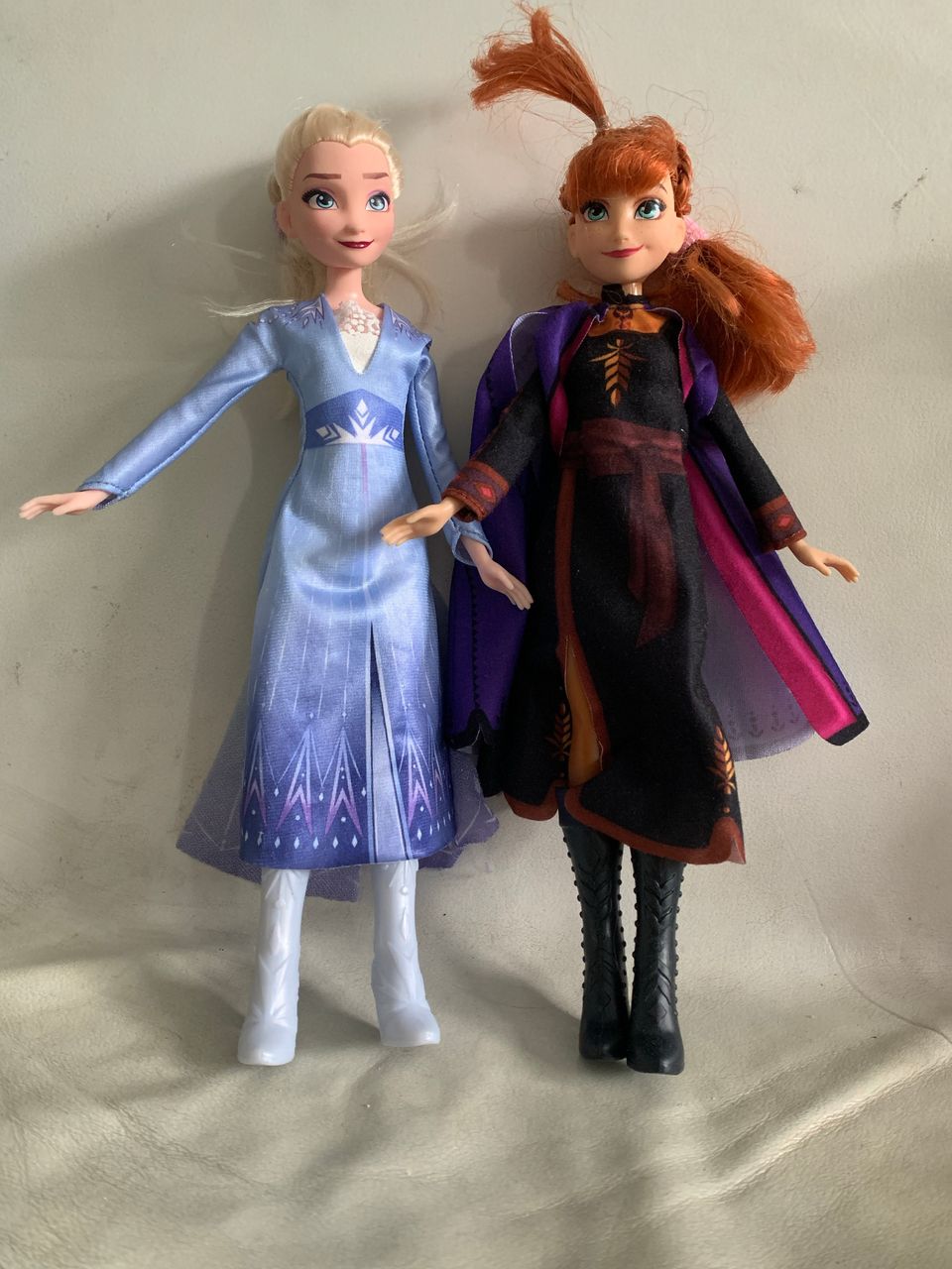 Elsa ja Anna Frozen