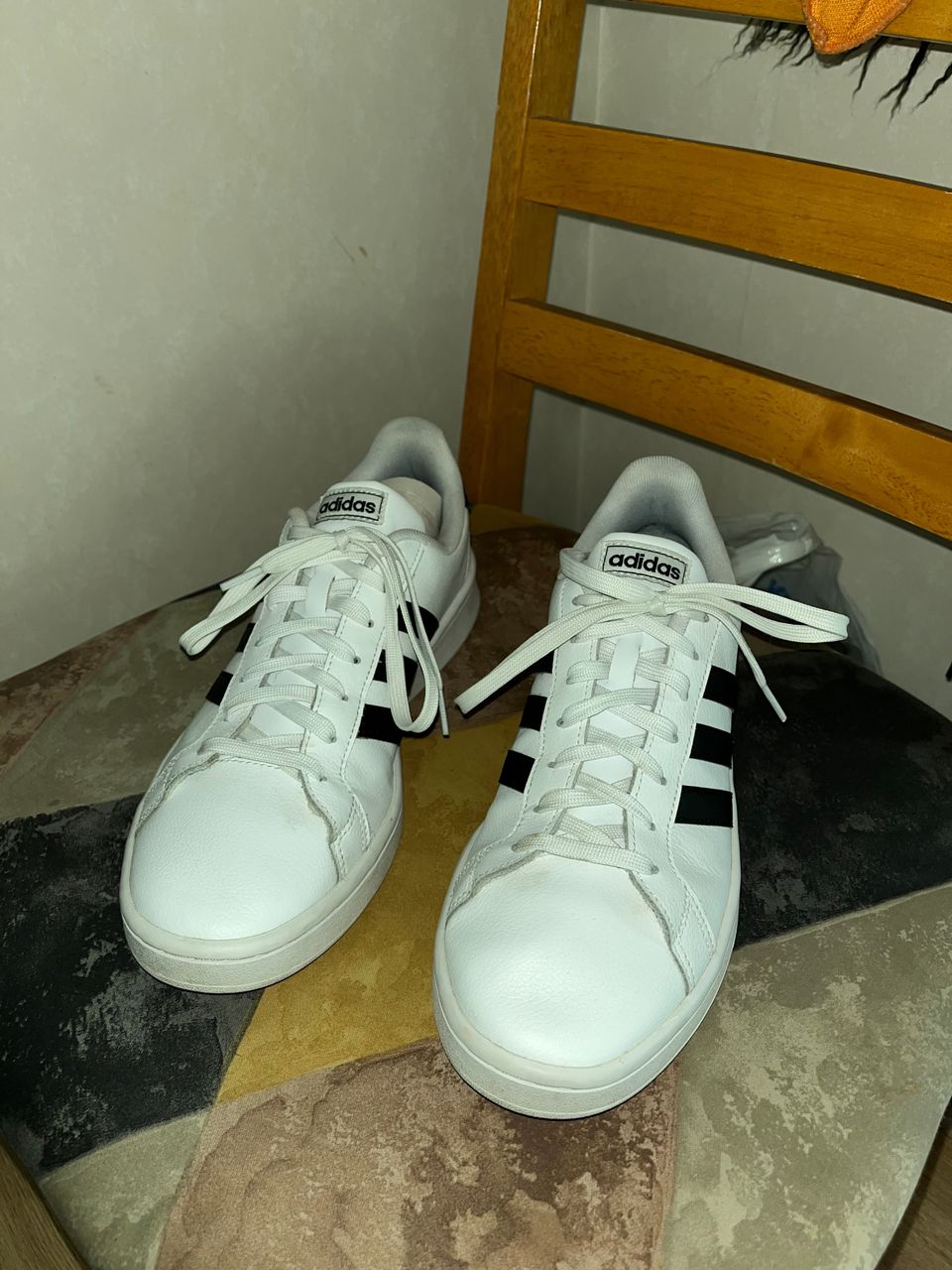 Adidas Cloud White tennarit 44